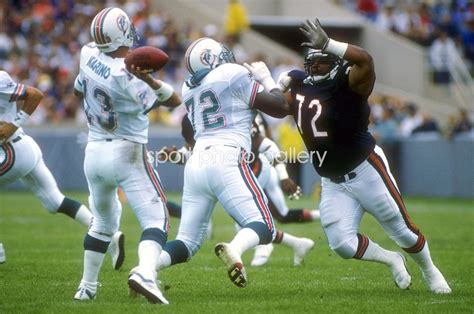 William Perry Chicago Bears v Miami Soldier Field 1992 Images ...