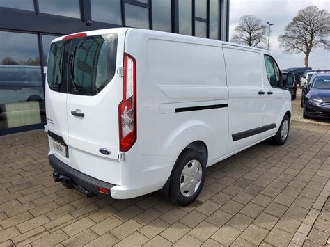 Ford Transit Custom Kasten 2 0 TDCI Trend L2H1 AHK Neuwagen Mit