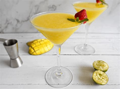 Simple Mango Daiquiri Recipe - Feed Your Sole