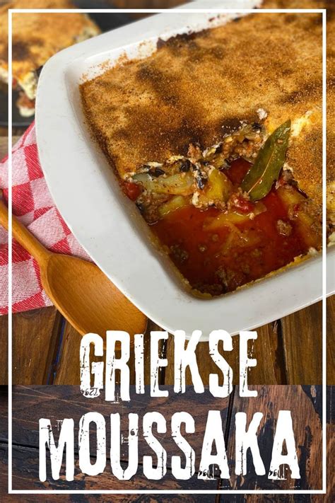 Authentieke Griekse Moussaka Met Aubergine Aardappel En Gehakt