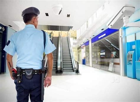 Things To Consider Before Hiring A Security Guard Service Dream Home