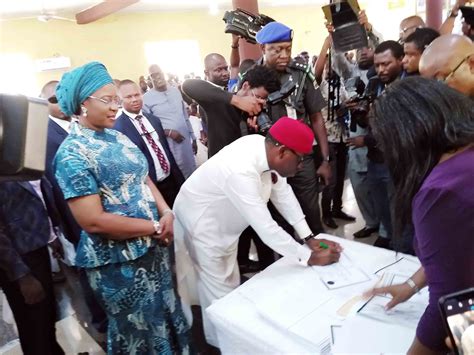 Inec Presents Certificate Of Return To Okowa 25 Delta Assembly Members