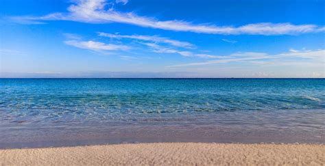 Camping 5 étoiles Méditerranée en bord mer Luxe sur la côte