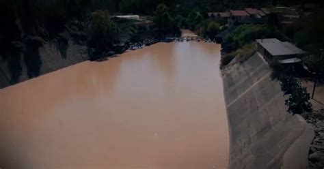 Tras Apertura De Las Compuertas De La Represa De La Angostura La