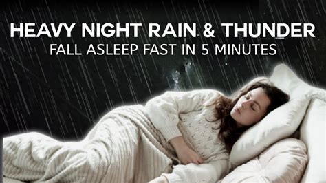 Sleep Instantly Within 5 Minutes With Heavy Night Rain And Thunder On