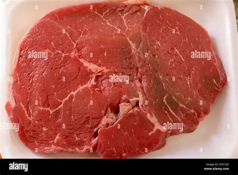 Ribeye steak ohne knochen Fotos und Bildmaterial in hoher Auflösung