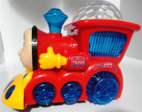 Brinquedo Trem Trenzinho Thomas Luz E Som Infantil R 26 50 Em