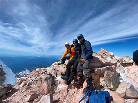 Mount Shasta via Avalanche Gulch - Backcountry Sights