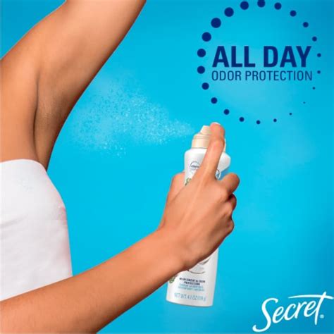 Secret Dry Spray Antiperspirant And Deodorant Refreshing Berry 4 1 Oz