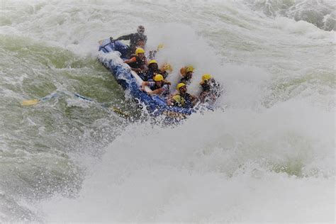 White Water Rafting in the Nile - An unforgettable experience