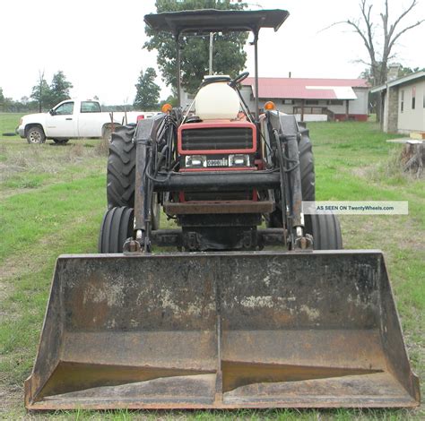 Case International 885 Tractor