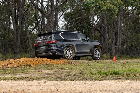 Best 4wd Suv Off Road Revealed Mu X Vs Landcruiser Vs Patrol Vs