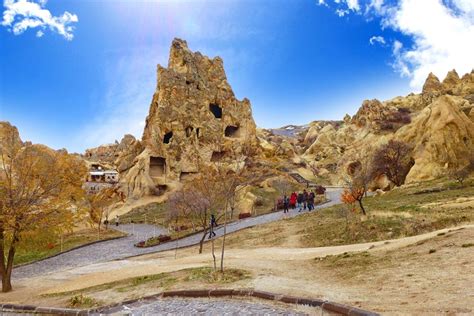 Visita Guiada Por El Museo Al Aire Libre De G Reme Capadocia