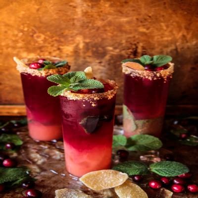 12 Best Christmas Drinks - Jolly Paradise