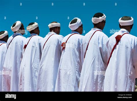 Morocco Valley Of The Roses Kalaat Mgouna Berber Men Singing And
