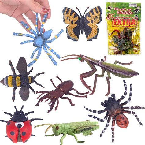 Lynkaye 20 Pcs Plastic Insects Lifelike Assorted Figures