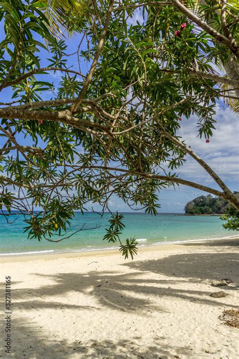 Wreck Beach Or Playa Largatropical White Sand Beach On Contadora