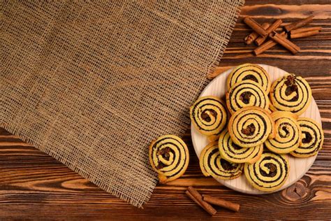 Biscoitos Caseiros Passas E Sementes De Papoila Espa O Para Texto