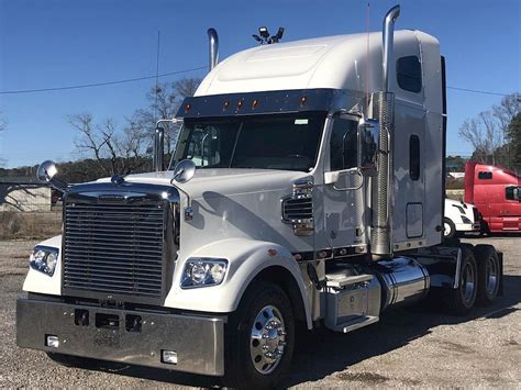 2016 Freightliner Coronado 132 Sleeper Semi Truck 72 Raised Roof