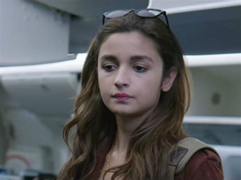 Dear Zindagi Deleted Scenes: Do Not Call Alia Bhatt 'Aaj Kal Ke Bachche ...