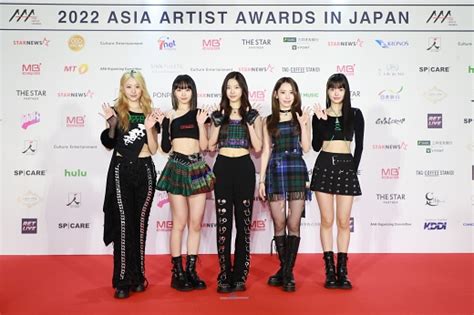 IVENewJeansLE SSERAFIMが新人賞受賞今年はガールズグループの年2022 AAA K POP韓国