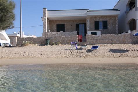 Villetta Sulla Spiaggia A Torre Pali Hotelfree It