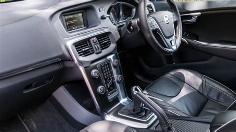 Volvo V40 [2015-2016] Photo, Interior Image - CarWale