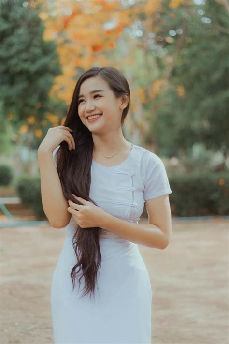 Swal Myat Thinzar Swal Swal Artofit