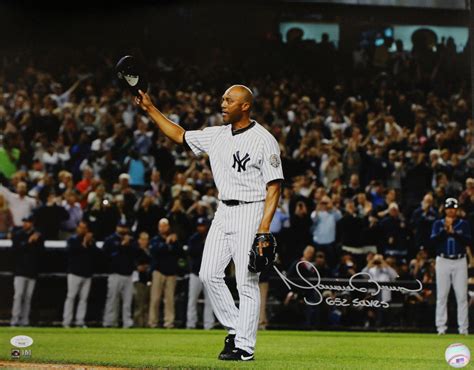 Mariano Rivera Autographed New York Yankees 16×20 Photo 652 Saves JSA ...