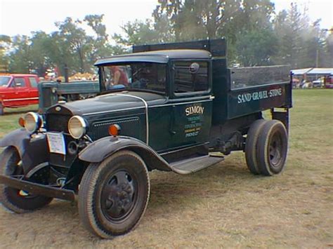 Vintage Ford Dump Truck Antiquetruck Antiquedumptruck Dumptruck