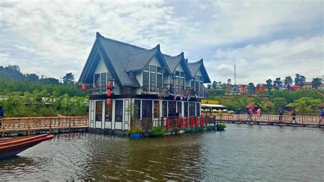 Floating Market Lembang, Bandung Culinary Spot - IdeTrips