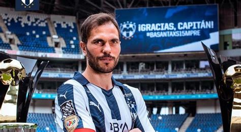 José María Basanta leyenda de Rayados anuncia su retiro del fútbol