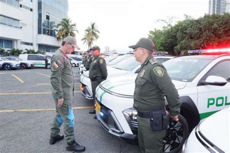 Con Veh Culos H Bridos La Polic A Protege El Medio Ambiente Polic A