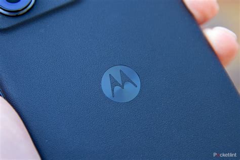 Motorola Edge Review A Great Sub Flagship Phone