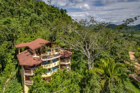 The Rainforest Lodge At Sleeping Giant Belizes Version Of Eden