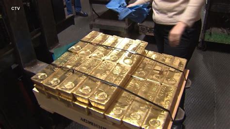 Video Massive gold heist at Canada's biggest airport - ABC News