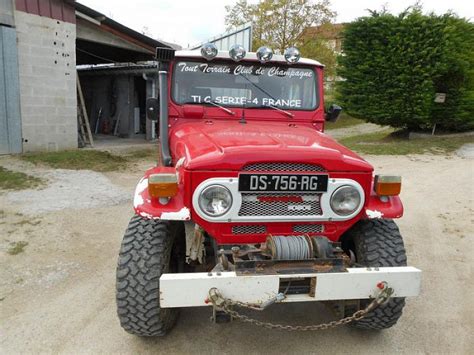 TOYOTA LAND CRUISER Serie 40 BJ40 4x4 Rouge Occasion 7 800 36 000