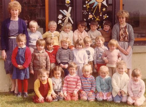 Photo De Classe Classe Maternelle De 1984 ECOLE MATERNELLE Copains D