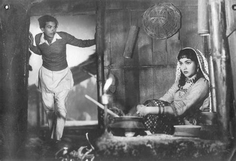 Johnny Walker and Vyjayanthimala in Madhumati, 1958 : r/ClassicDesiCelebs