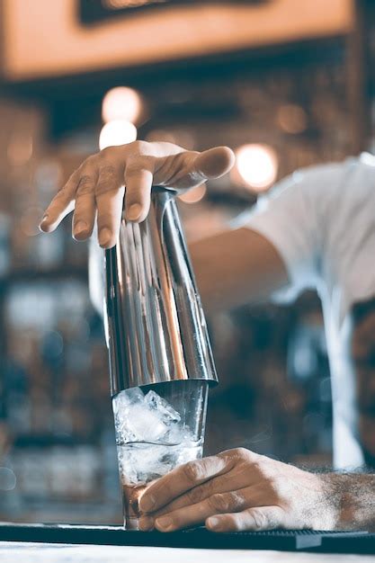 Premium Photo Expert Barman Making Cocktail At Night Club Cocktail