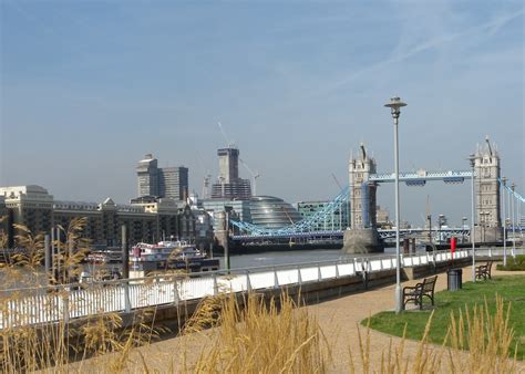 Wapping High Street area | London Photo Areas and Routes