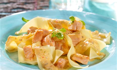 Pasta mit Lachswürfeln Rezept Dr Oetker