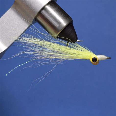 Clouser Minnow - Tying Instructions - Fly Tying Guide