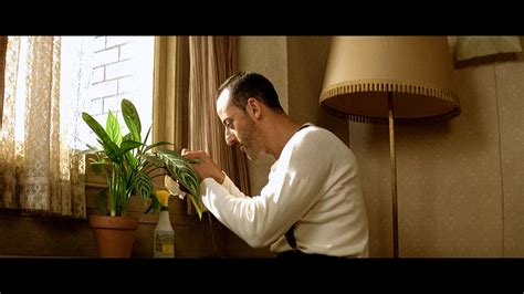 Léon: The Professional (1994)