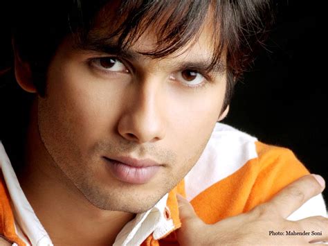 Bollywood Handsome Actor Shahid Kapoor Pictures: Bollydwood Actor ...