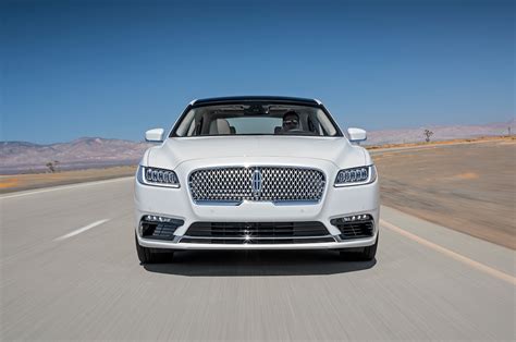 Lincoln Continental 2018 Motor Trend Car Of The Year Contender