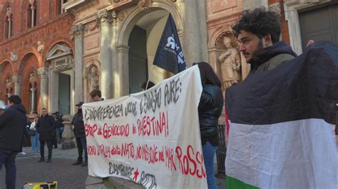 Milano Protesta Pro Palestina Alla Statale Prima Dell Arrivo Di