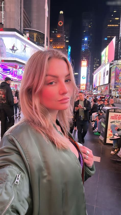 Julia Wulf Nude The Fappening Photo FappeningBook