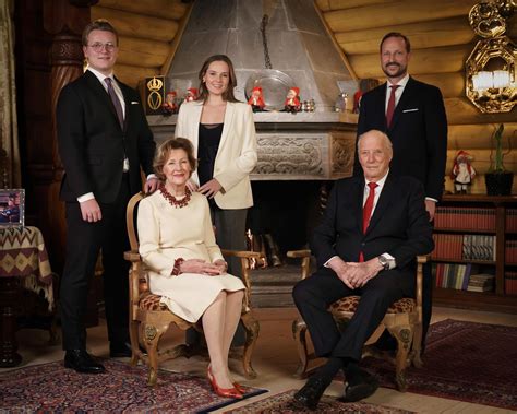 Merry Christmas from the Royal Family of Norway! – The Real My Royals