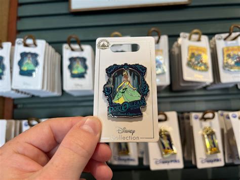 A Collector Guide To Identifying The Most Rare Disney Trading Pins Currently Found In The Global Market 16